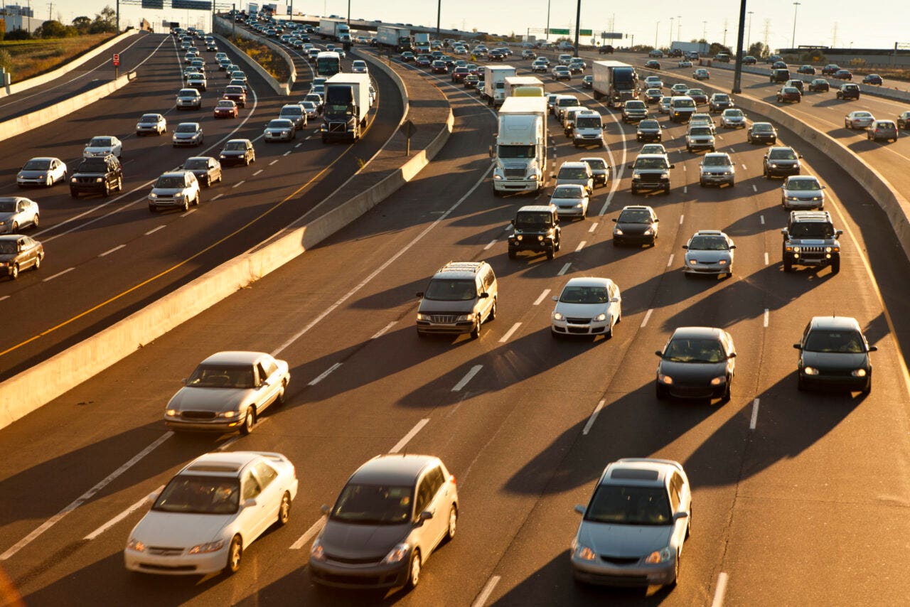 Highway congestion and bumper to bumper cars for commuters