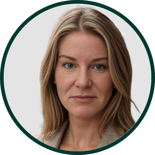 Headshot of Leah Wood of Acera Insurance